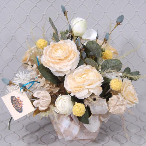 Silk Arrangement #1T1701