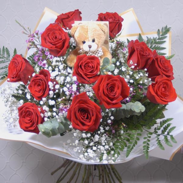 European Hand Tie Rose Arrangement #2977  