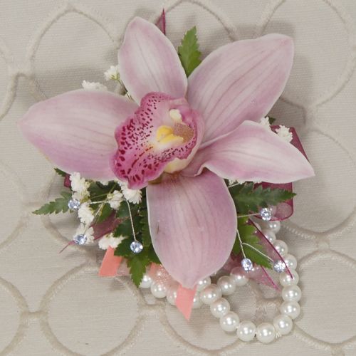 Wristlet Corsage MDC15  (fresh flowers)