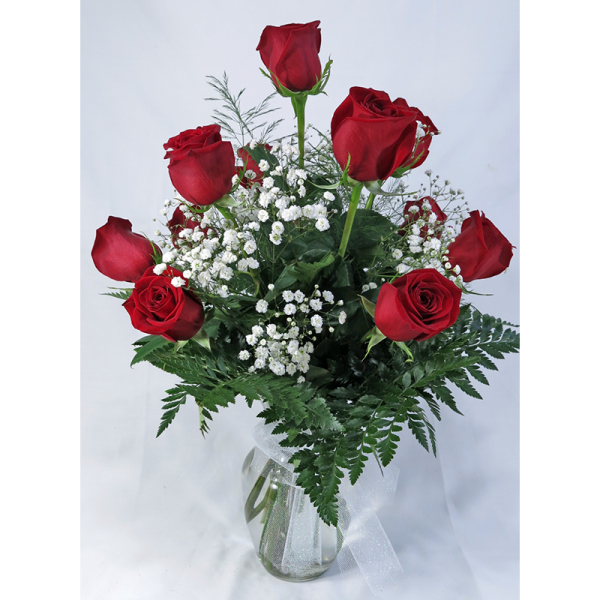 Dozen Roses with Babies Breath :: Roberts Floral and Gifts